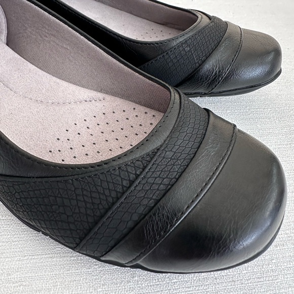 Life Stride Dig Black Faux Leather Soft System Slip In Loafers Women’s 9.5W - Picture 8 of 15